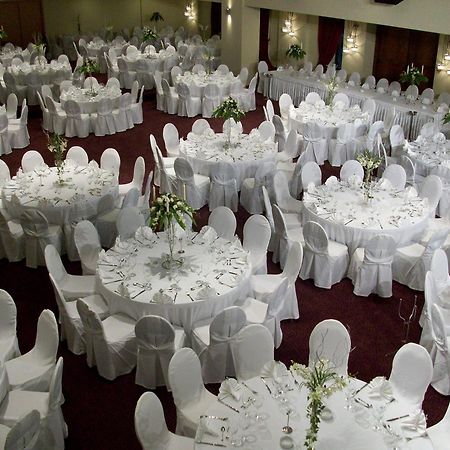 Valis Resort Hotel ヴォロス エクステリア 写真 A wedding reception