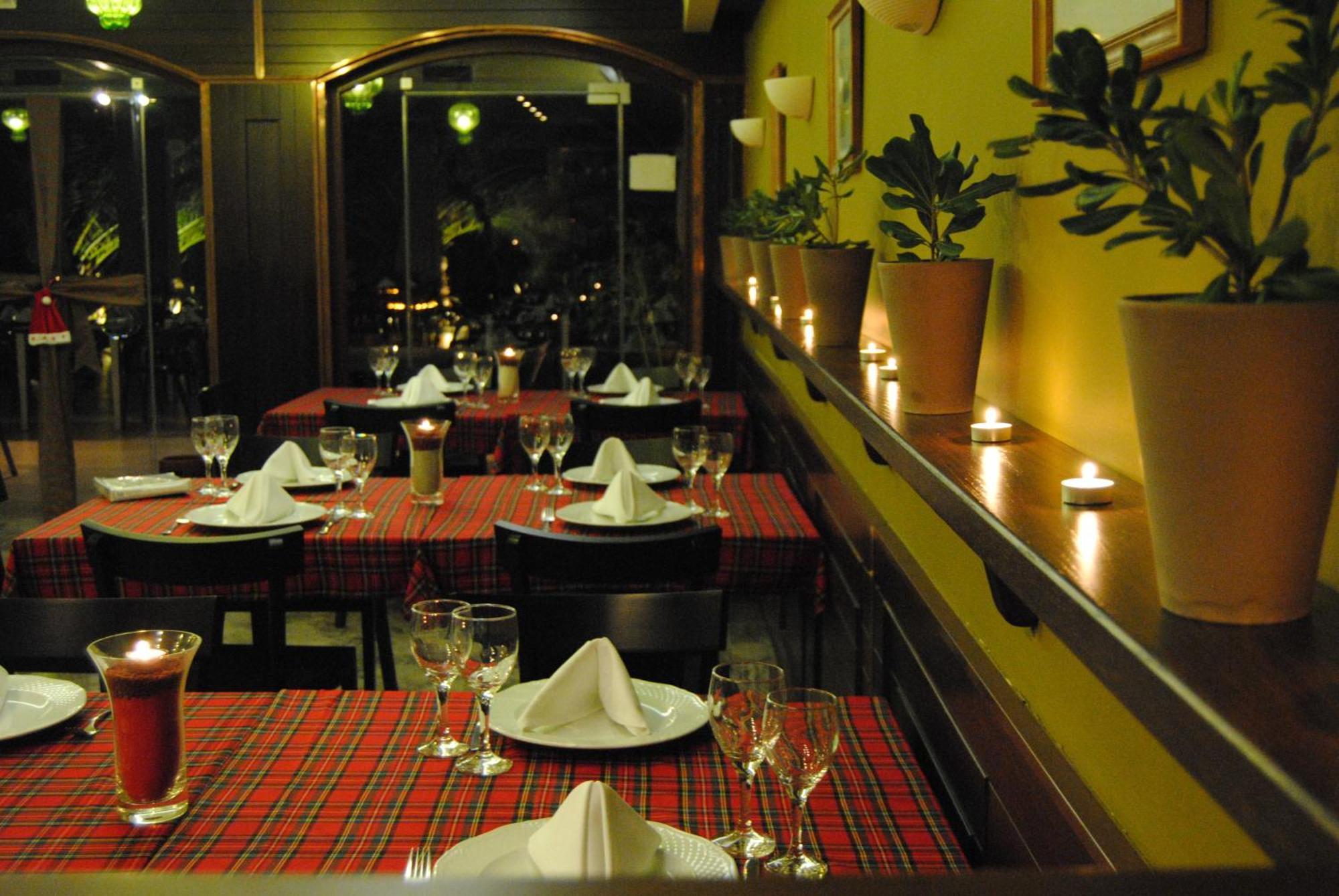 Valis Resort Hotel ヴォロス エクステリア 写真 Restaurant interior