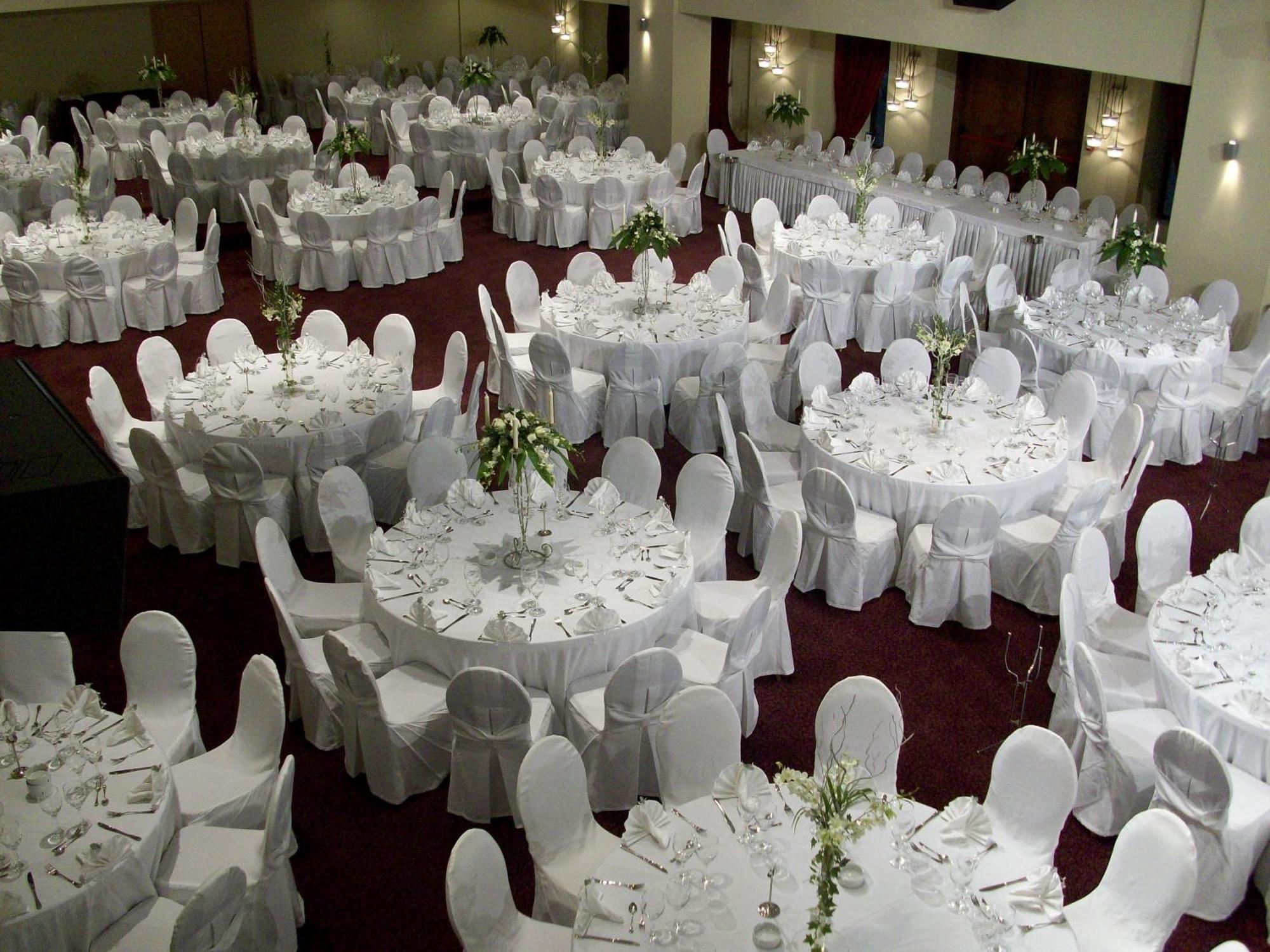 Valis Resort Hotel ヴォロス エクステリア 写真 A wedding reception